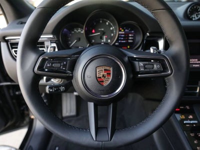 2025 Porsche Macan AWD