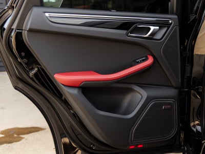 2025 Porsche Macan Macan