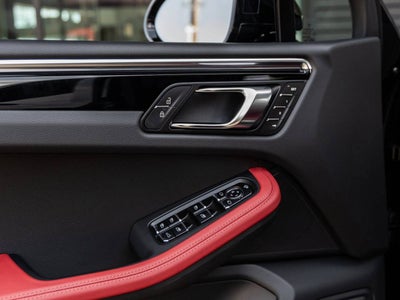 2025 Porsche Macan Macan