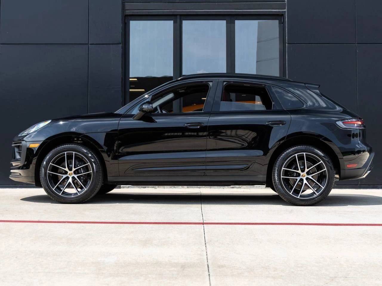 2025 Porsche Macan Macan