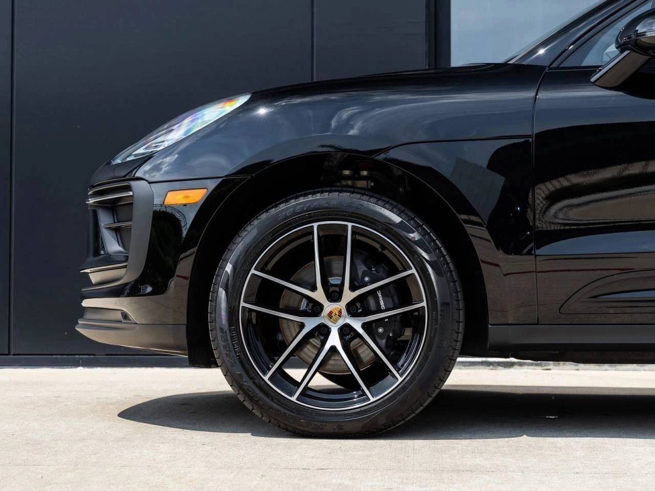 2025 Porsche Macan Macan