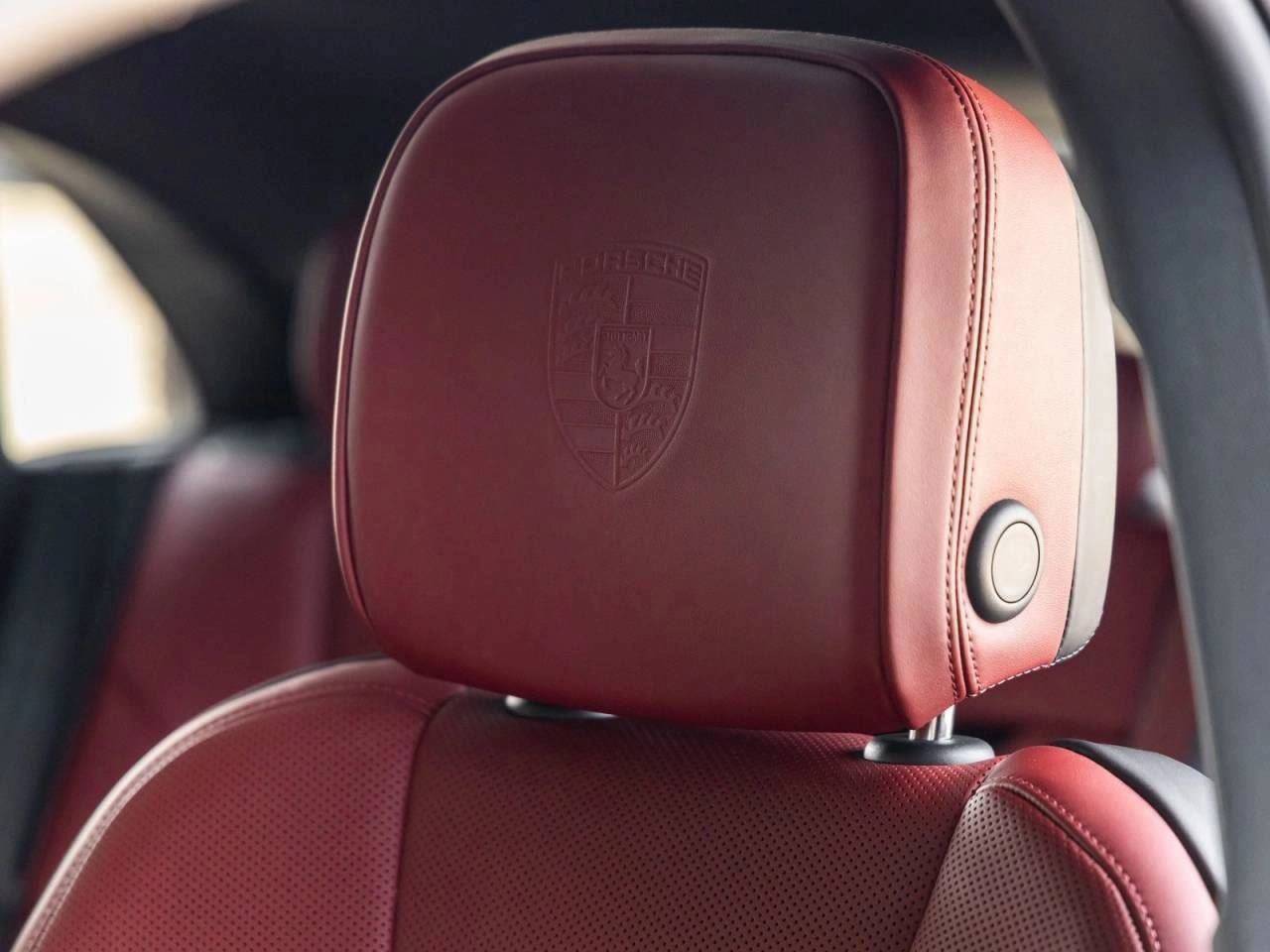 2025 Porsche Macan Macan