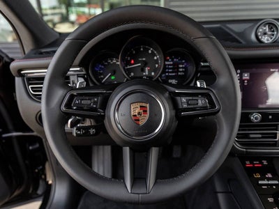 2025 Porsche Macan Macan