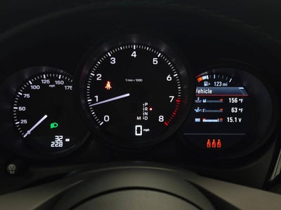 2026 Porsche Macan AWD