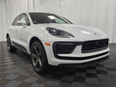 2026 Porsche Macan AWD