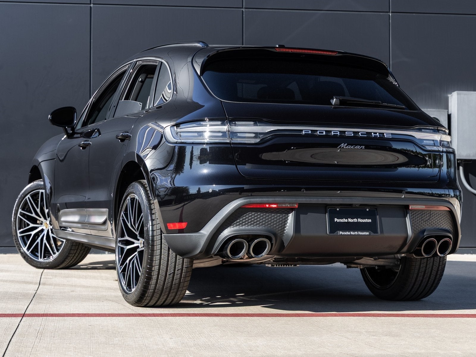 2026 Porsche Macan Macan
