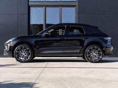 2026 Porsche Macan Macan