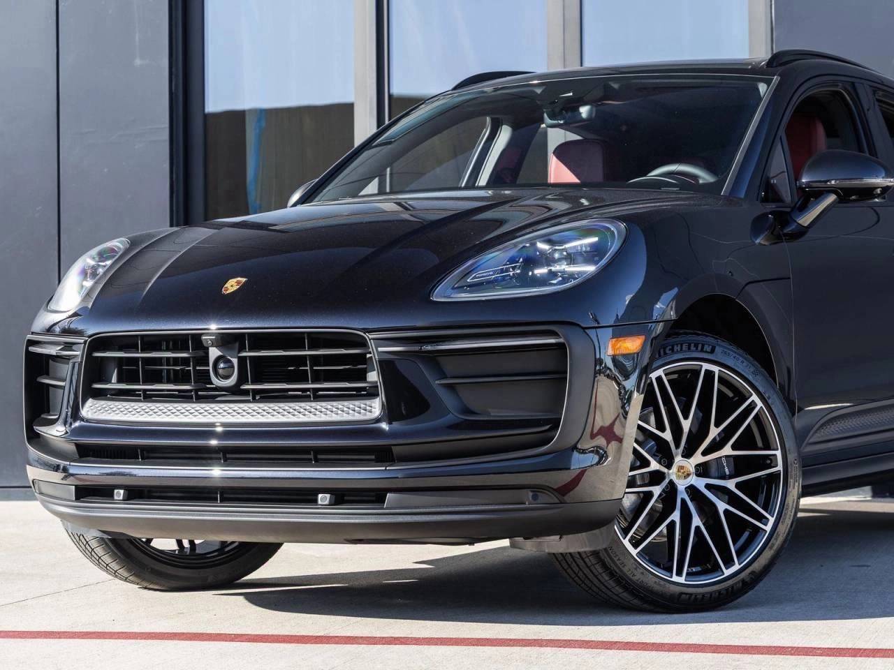 2026 Porsche Macan Macan