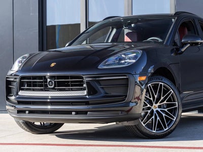 2026 Porsche Macan Macan