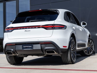 2026 Porsche Macan Macan