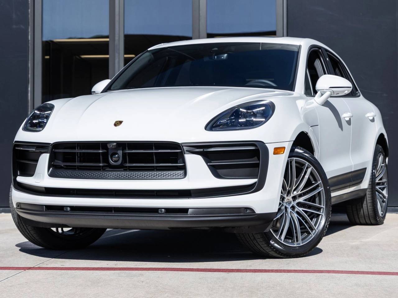 2026 Porsche Macan Macan