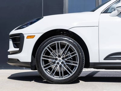 2026 Porsche Macan Macan