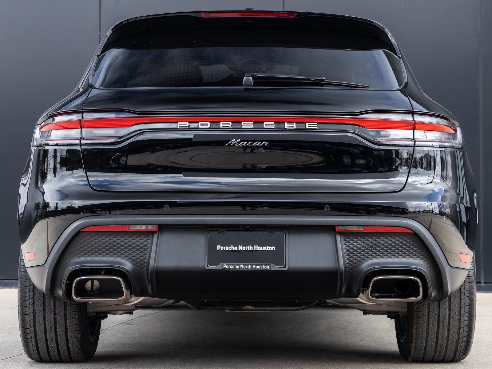2026 Porsche Macan Macan