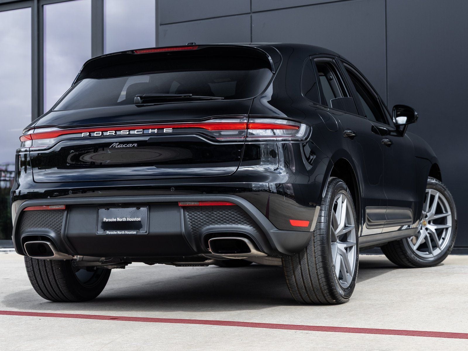 2026 Porsche Macan Macan