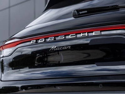 2026 Porsche Macan Macan
