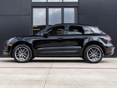 2026 Porsche Macan Macan