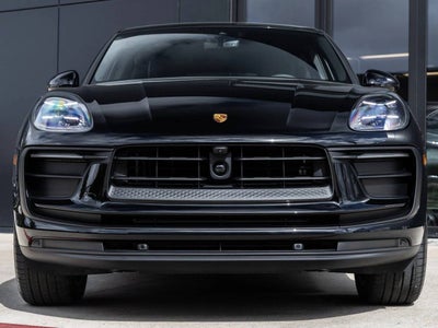 2026 Porsche Macan Macan