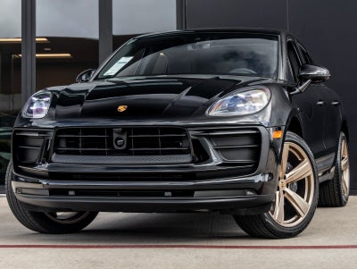 2026 Porsche Macan Macan
