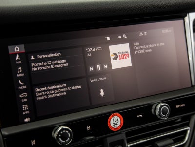 2026 Porsche Macan Macan