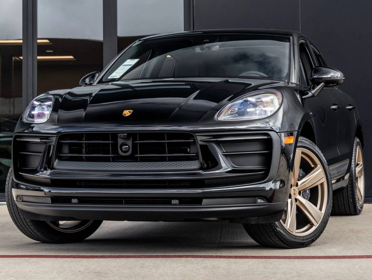 2026 Porsche Macan Macan