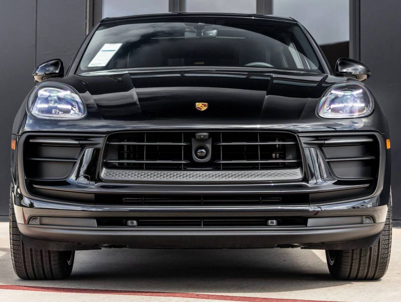 2026 Porsche Macan Macan