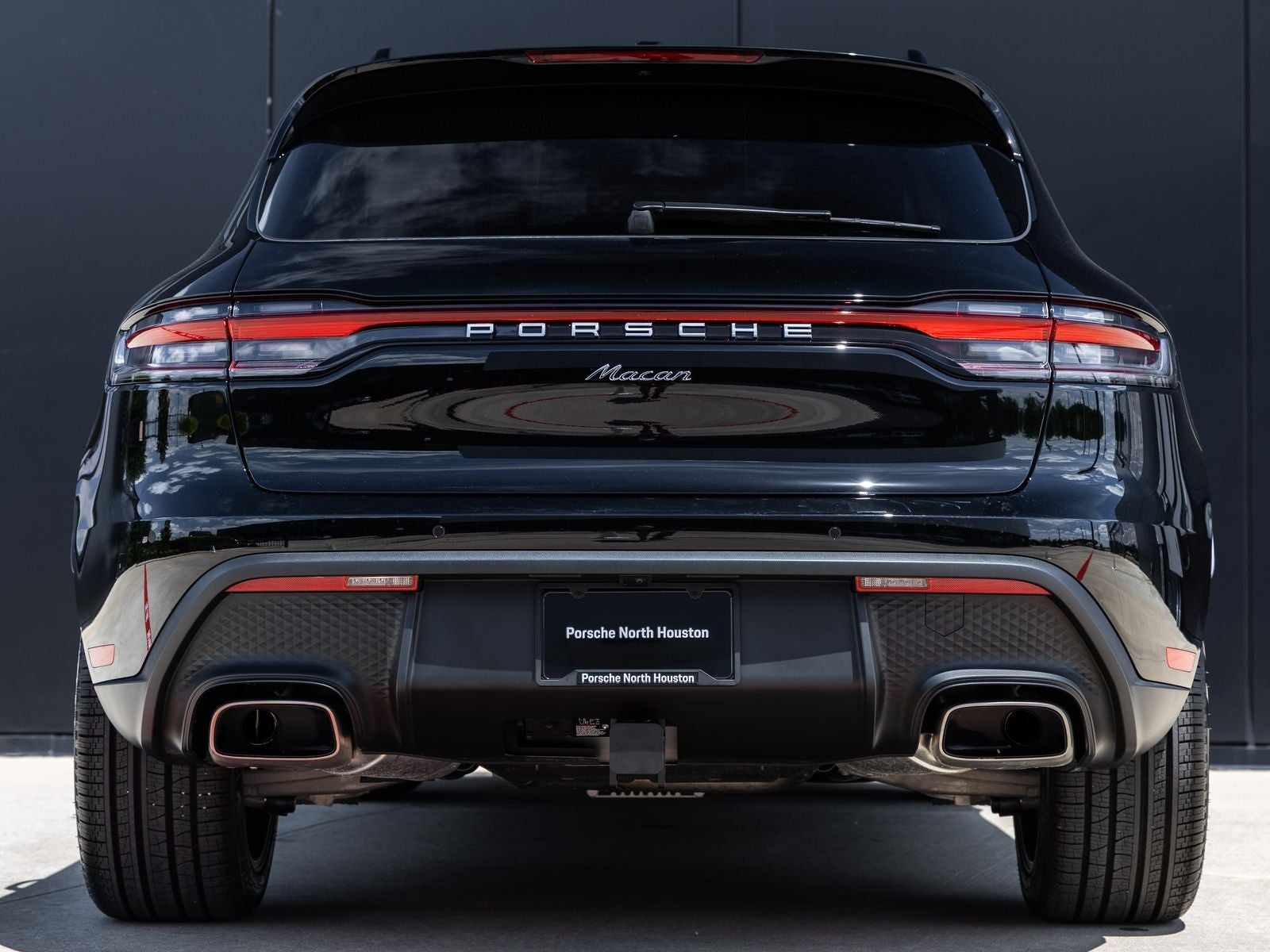 2026 Porsche Macan AWD