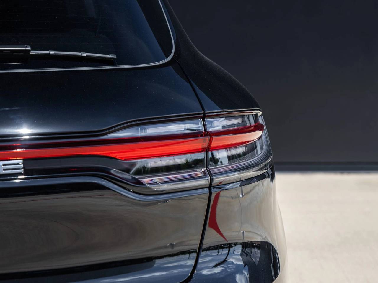 2026 Porsche Macan AWD