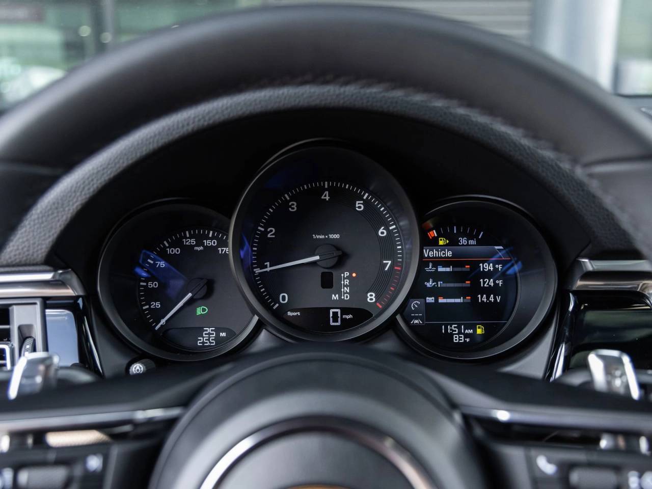 2026 Porsche Macan AWD