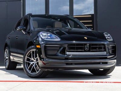 2026 Porsche Macan AWD