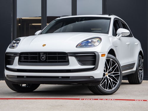 2026 Porsche Macan AWD