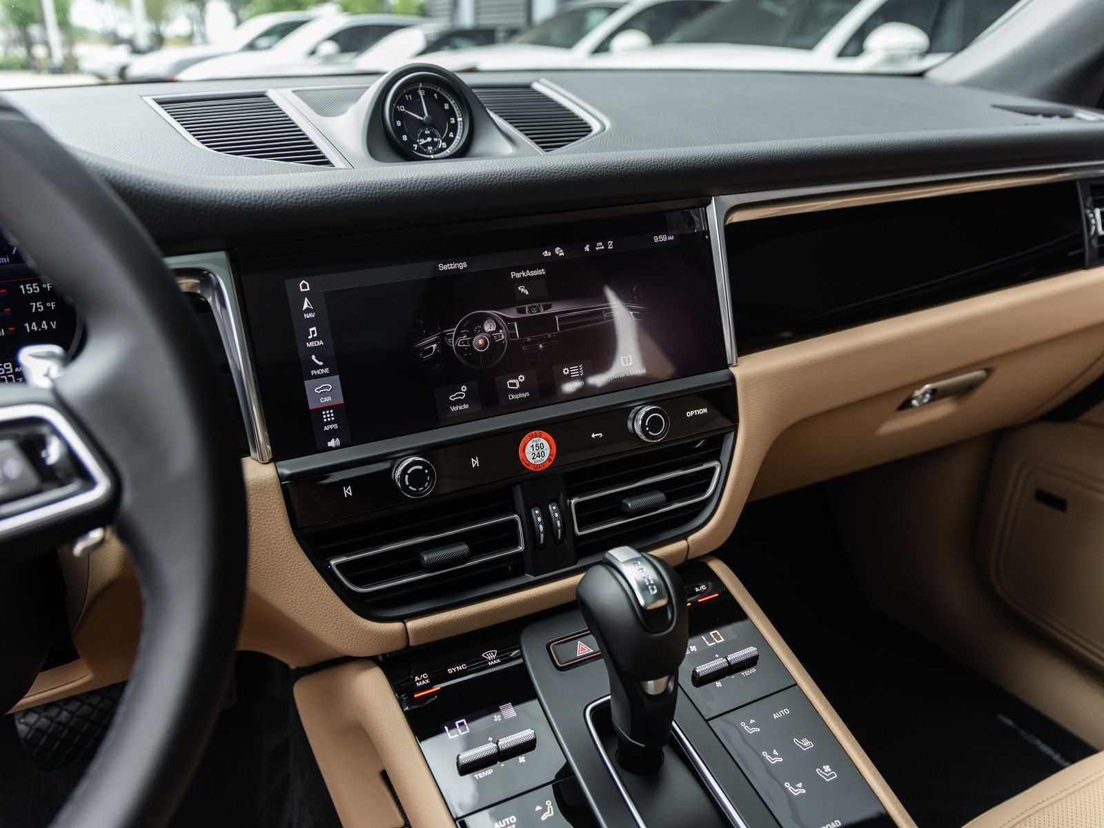 2026 Porsche Macan AWD