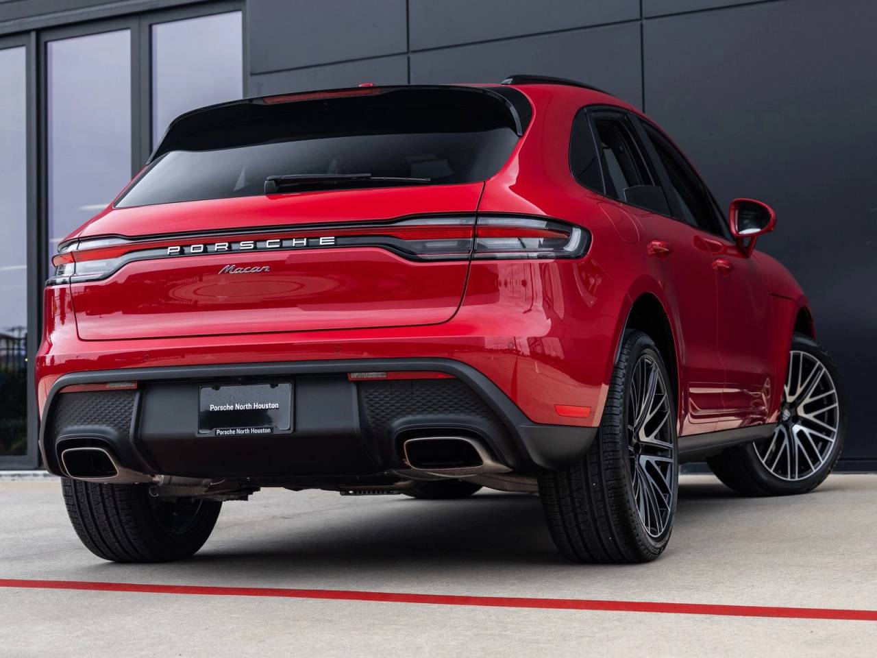 2026 Porsche Macan AWD