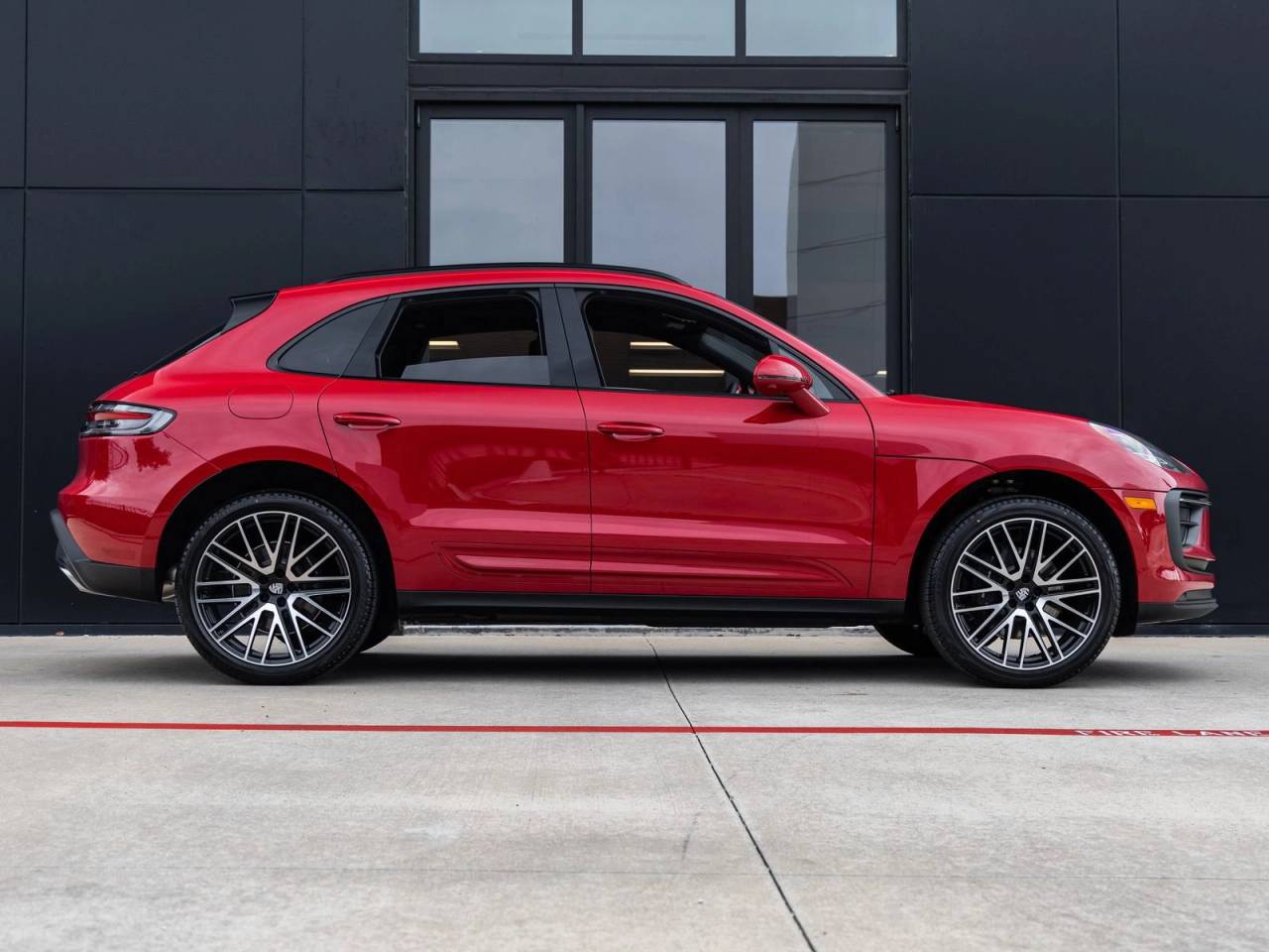 2026 Porsche Macan AWD