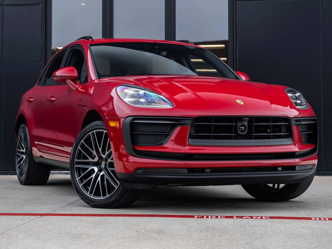2026 Porsche Macan AWD