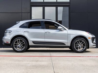 2026 Porsche Macan Macan