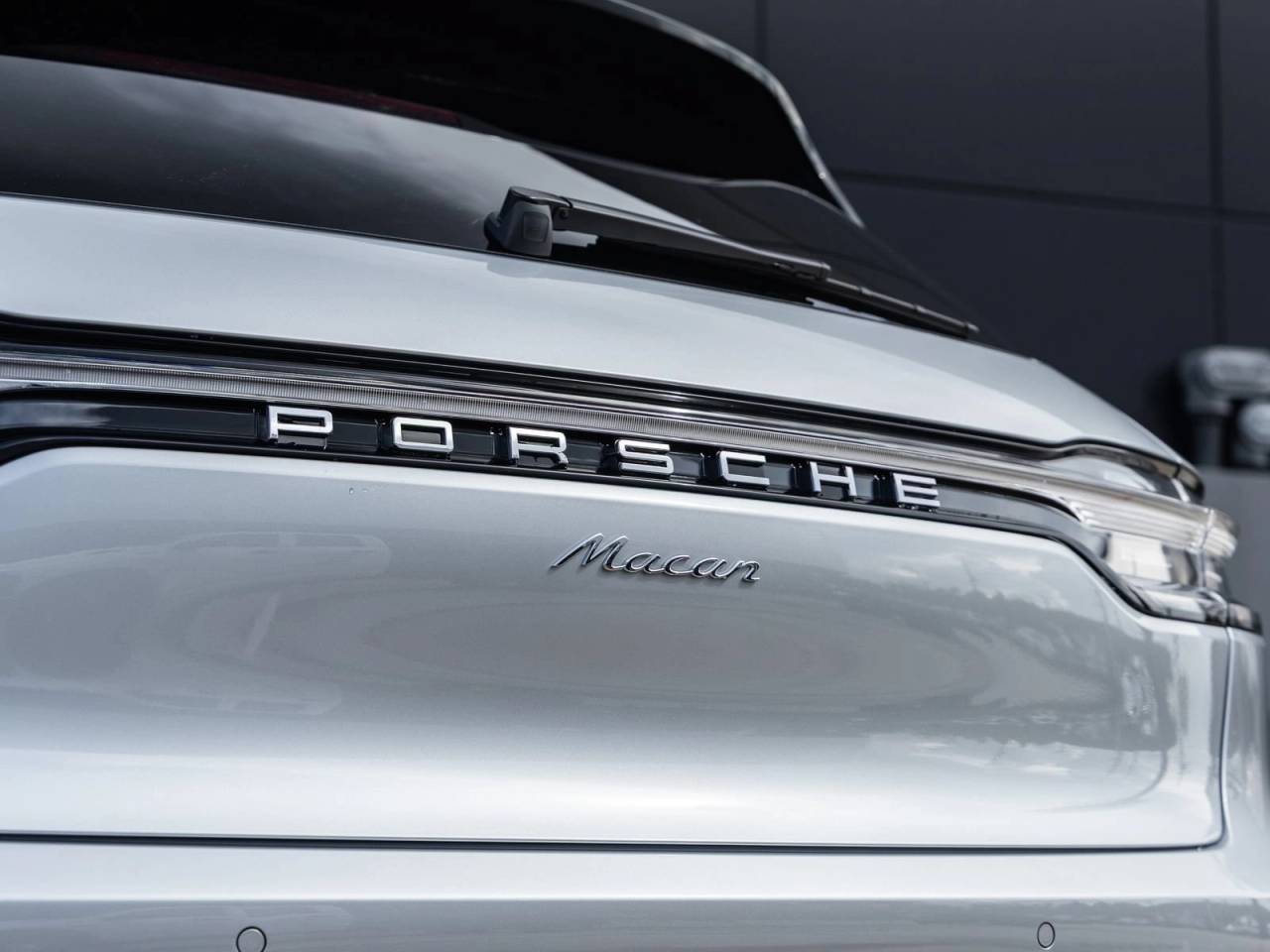2026 Porsche Macan Macan