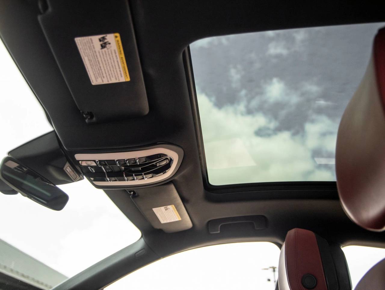 2020 Porsche Macan Macan