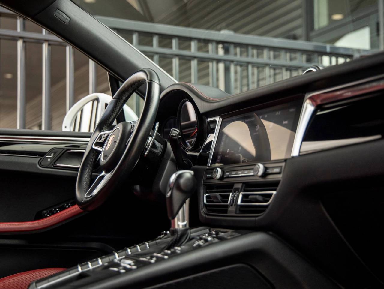 2020 Porsche Macan Macan