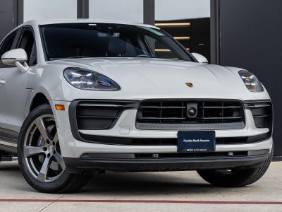 2023 Porsche Macan Macan (MY23)