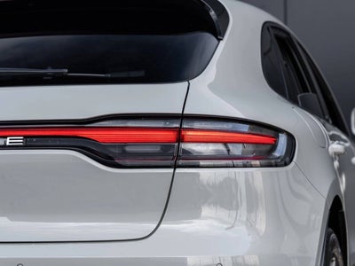 2023 Porsche Macan Macan (MY23)