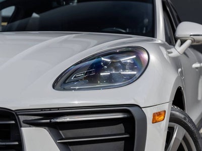2023 Porsche Macan Macan (MY23)