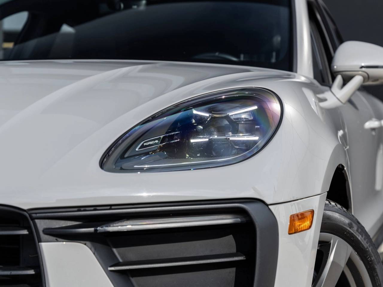 2023 Porsche Macan Macan (MY23)