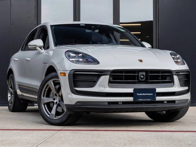 2023 Porsche Macan Macan (MY23)