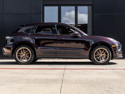 2023 Porsche Macan Macan (MY23)