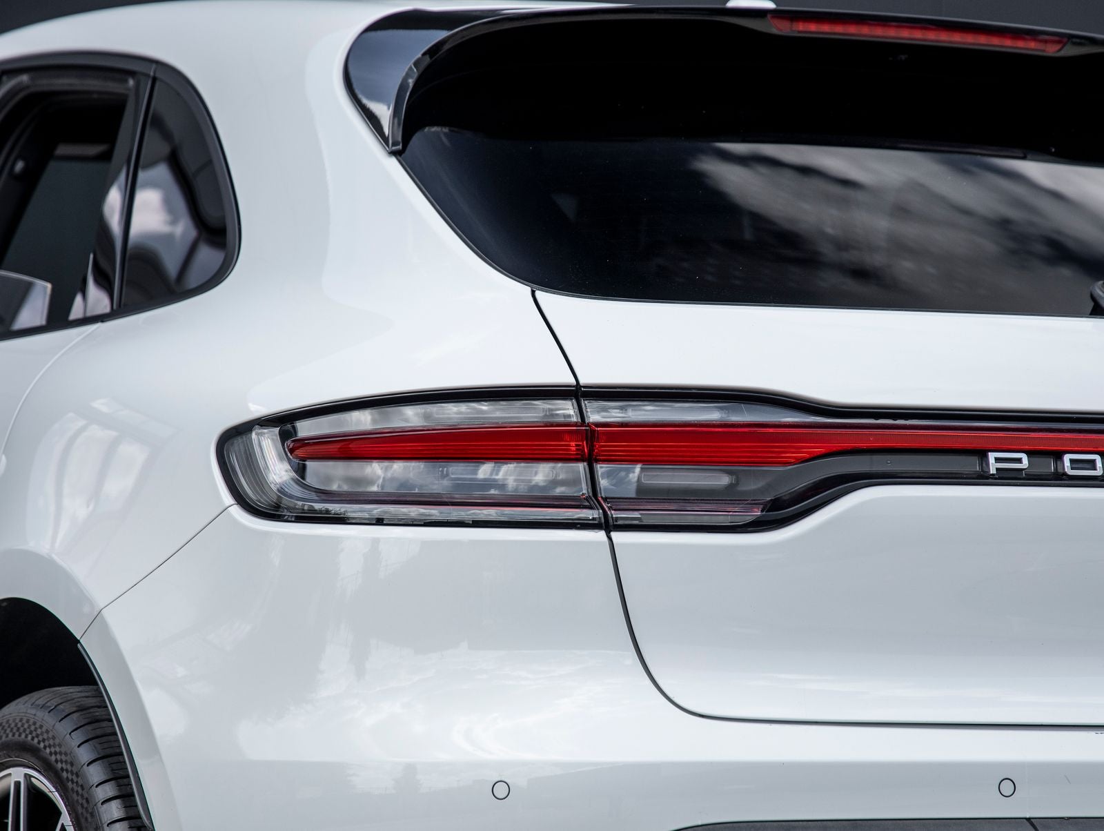 2023 Porsche Macan Macan (MY23)