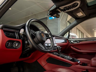 2023 Porsche Macan Macan (MY23)