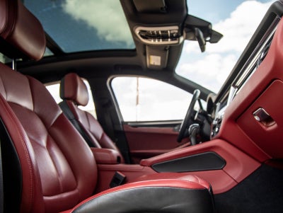 2023 Porsche Macan Macan (MY23)