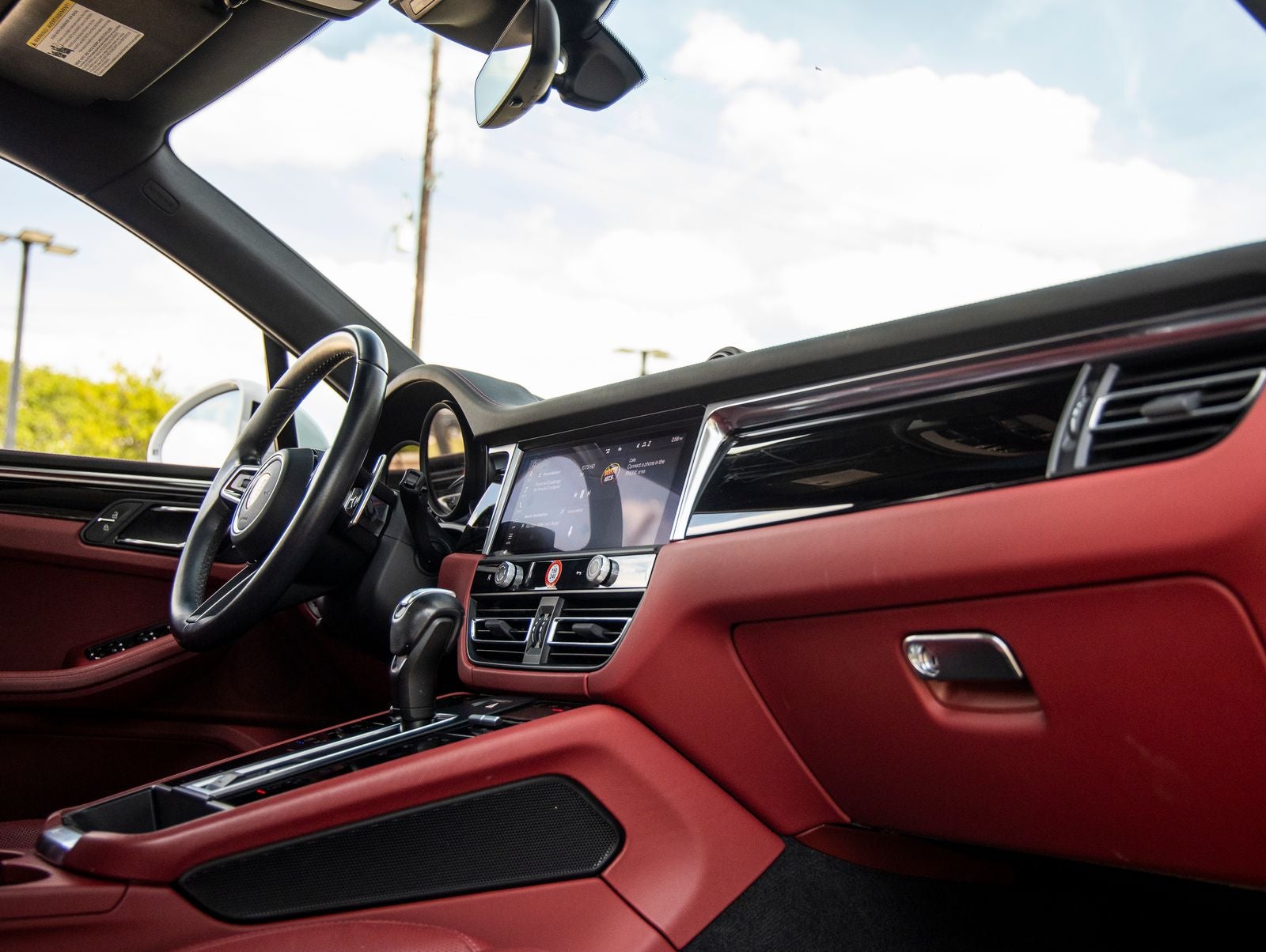 2023 Porsche Macan Macan (MY23)