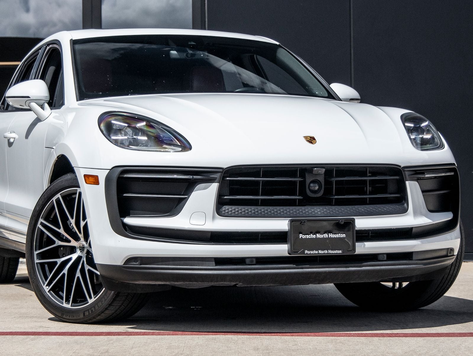 2023 Porsche Macan Macan (MY23)