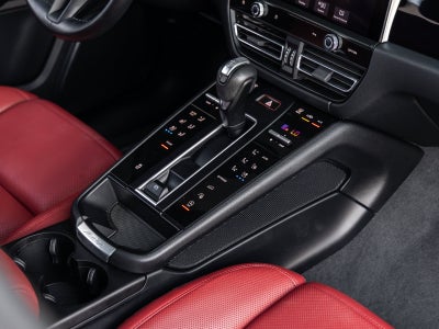 2023 Porsche Macan Macan